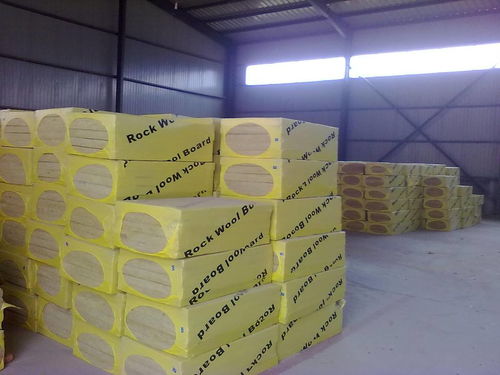 河北張家口市巖棉保溫一體板廠家代理 保溫型硬質(zhì)巖棉板銷(xiāo)售門(mén)市部